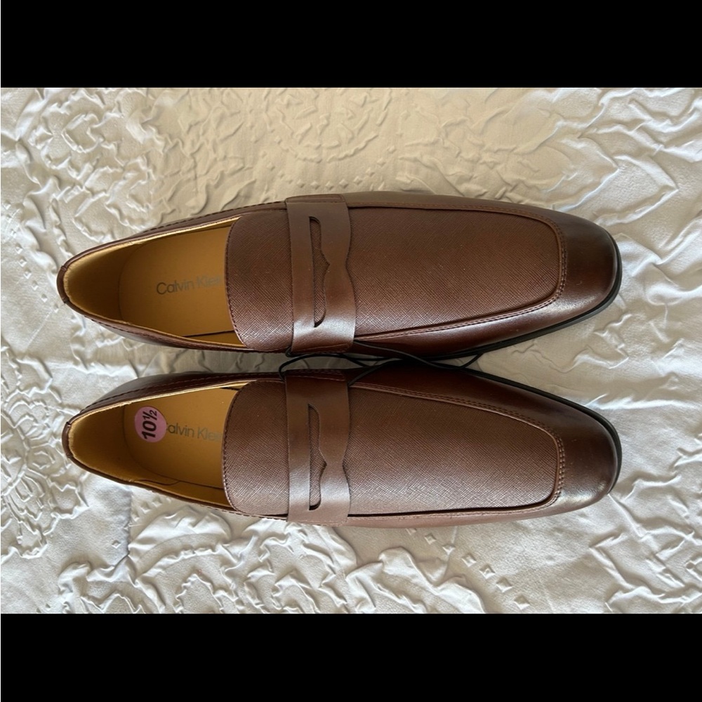 Calvin Klein Brown dress shoes 10.5 - Picture 2 of 5